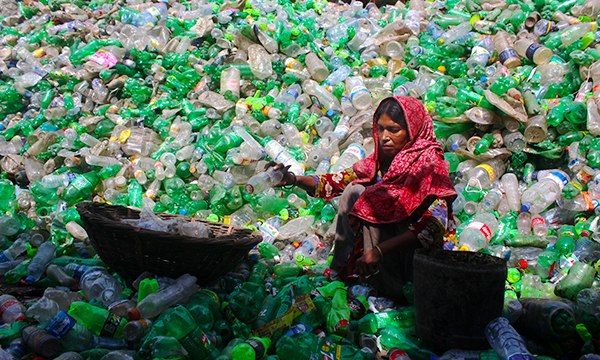 Empowering ragpickers through the production of rPET